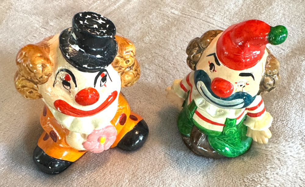 2 VINTAGE ENESCO CLOWN Figurines Sri Lanka Ceramic Porcelain Circus Hand Painted